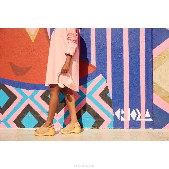 Kickers ženy kopací klín dřevo světle béžová JP2613